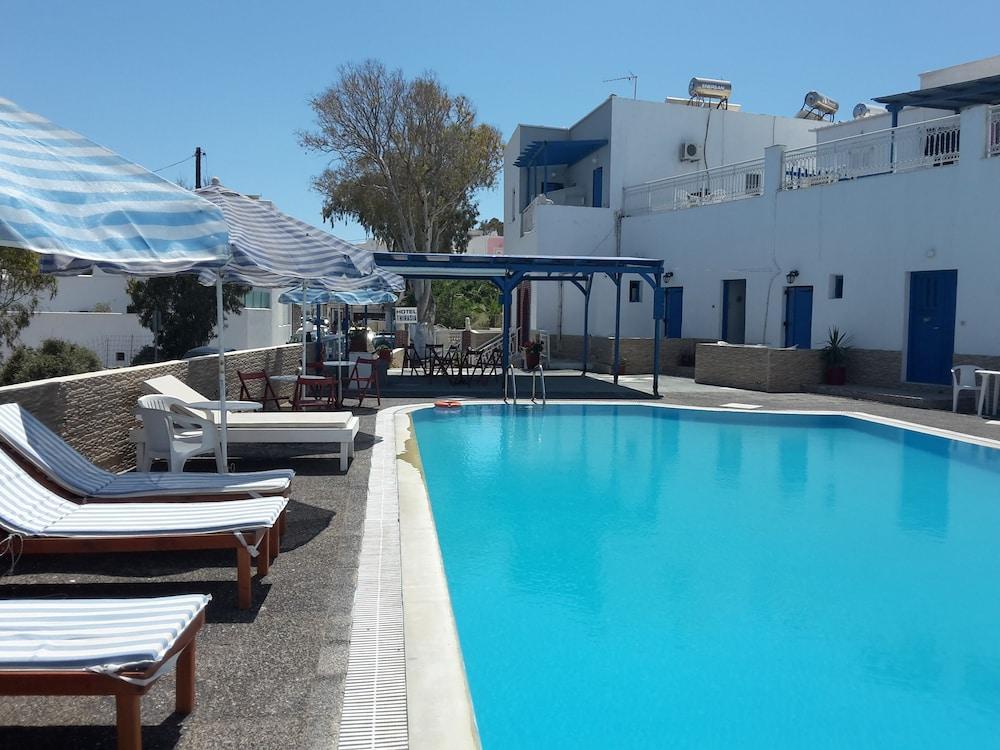 Hotel Thirasia Fira  Exterior photo