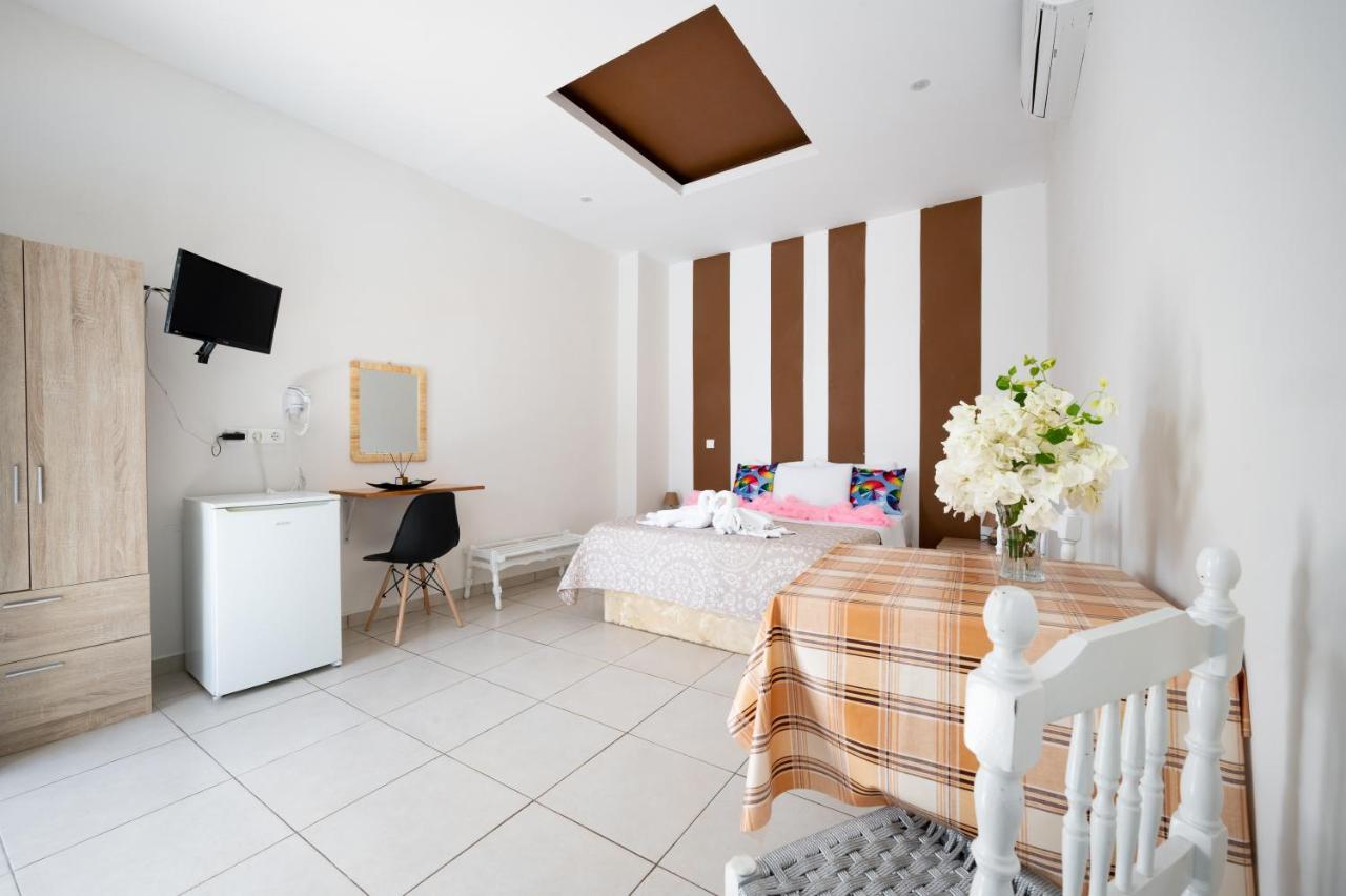 Hotel Thirasia Fira  Room photo